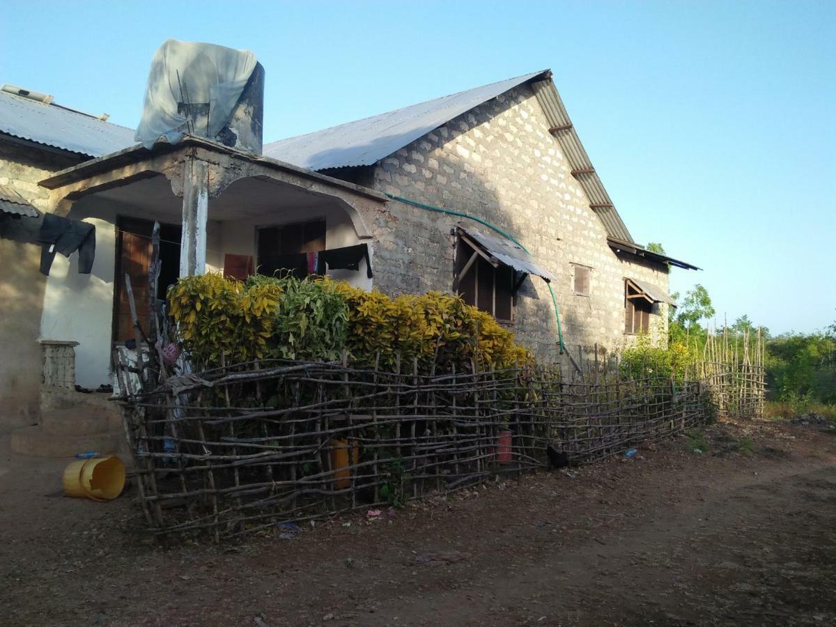 Wasini Raha Snorkeling And Diving Apartment Екстериор снимка